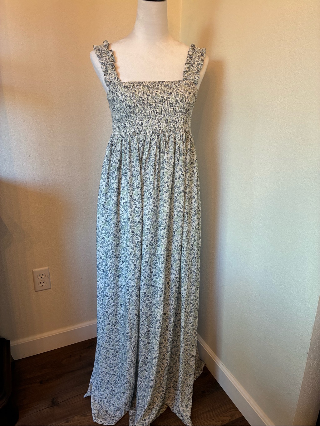 78 Degrees & Sunny Smocked Floral Maxi Dress In Light Blue